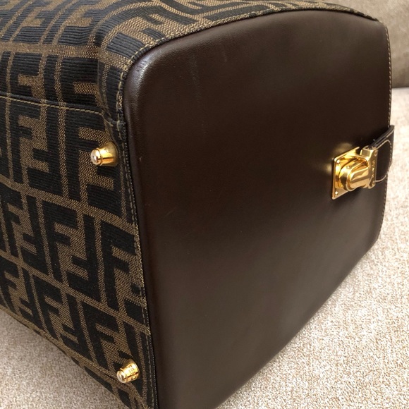 Boston Bag - Picture 12 of 16